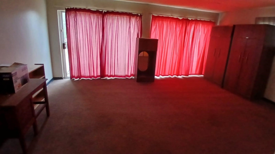 3 Bedroom Property for Sale in Uitsig Free State